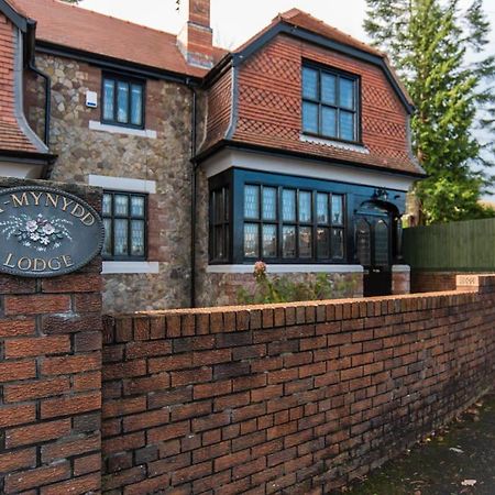 Ty Mynydd Lodge Holiday Home Cardiff Ngoại thất bức ảnh